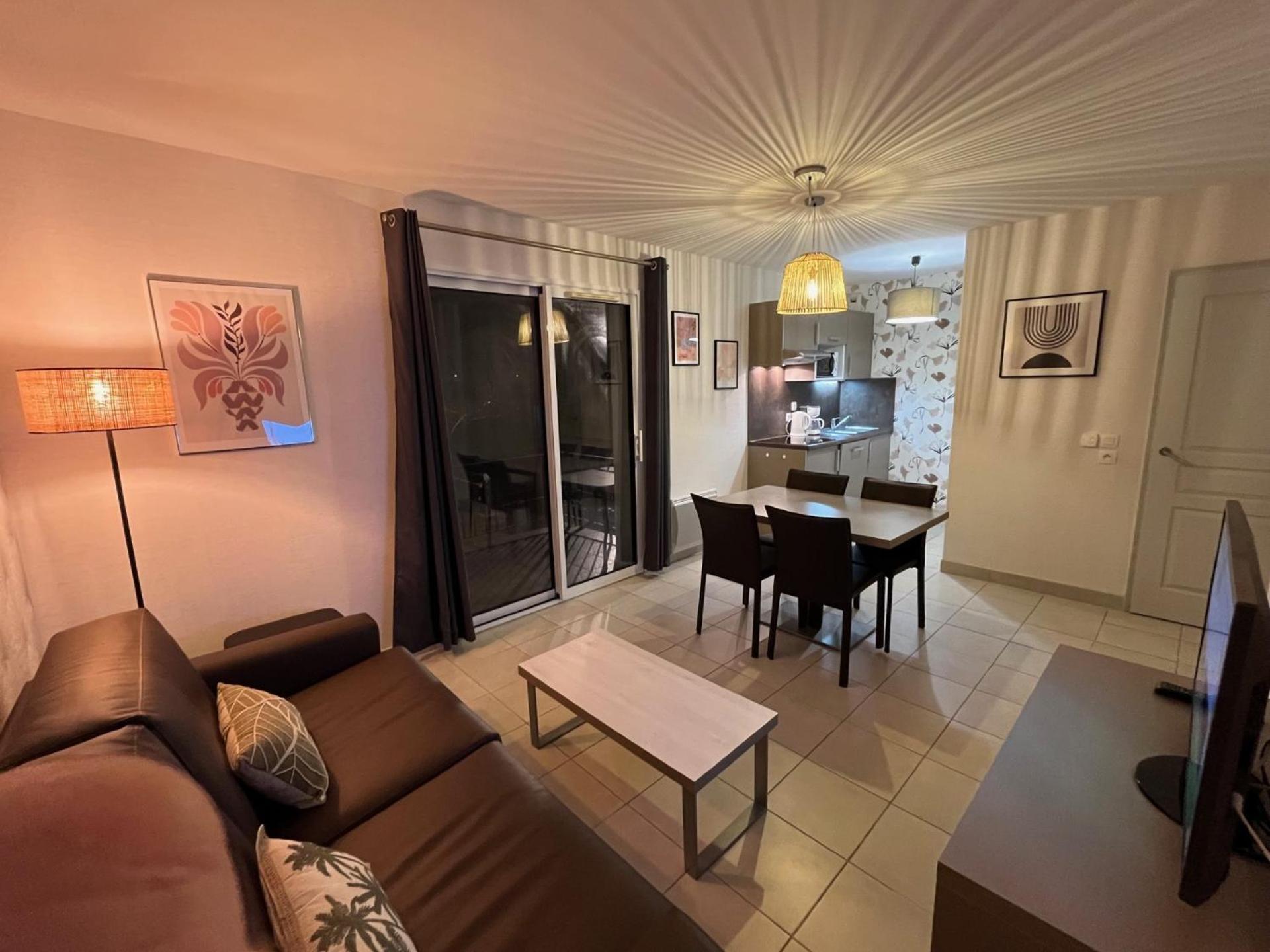 Chez Elisa - Dans Residence 4 Etoiles A Concarneau Buitenkant foto